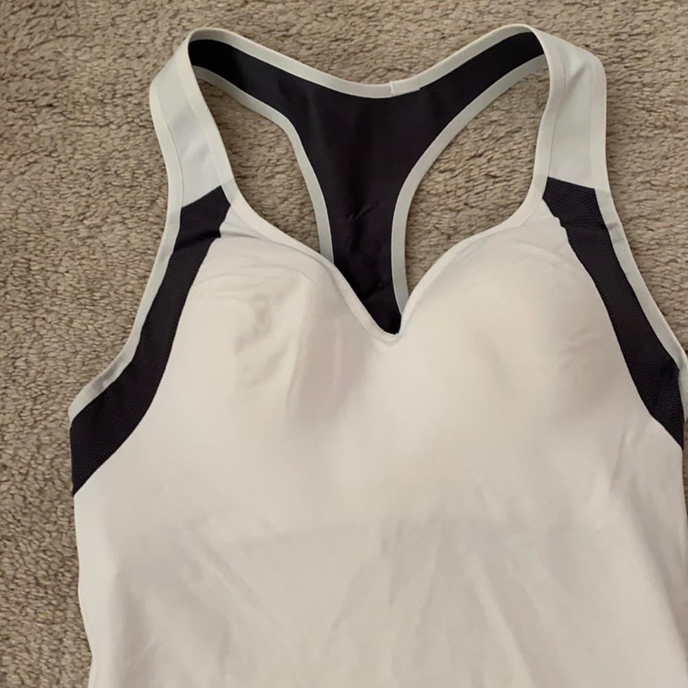 VSX Brand new Workout top size 34 a xs white gray
